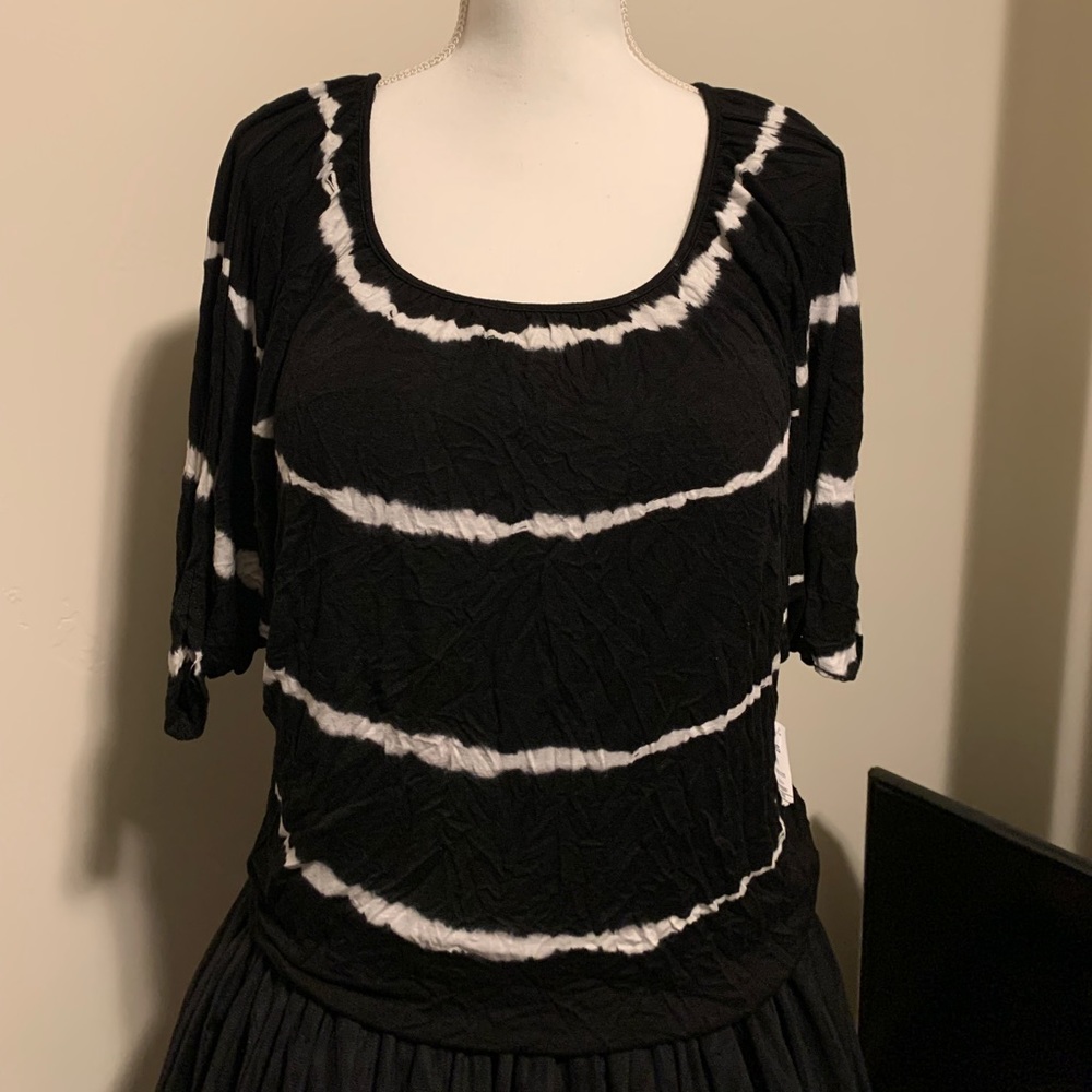 Brand new Cute Romeo & Juliet top